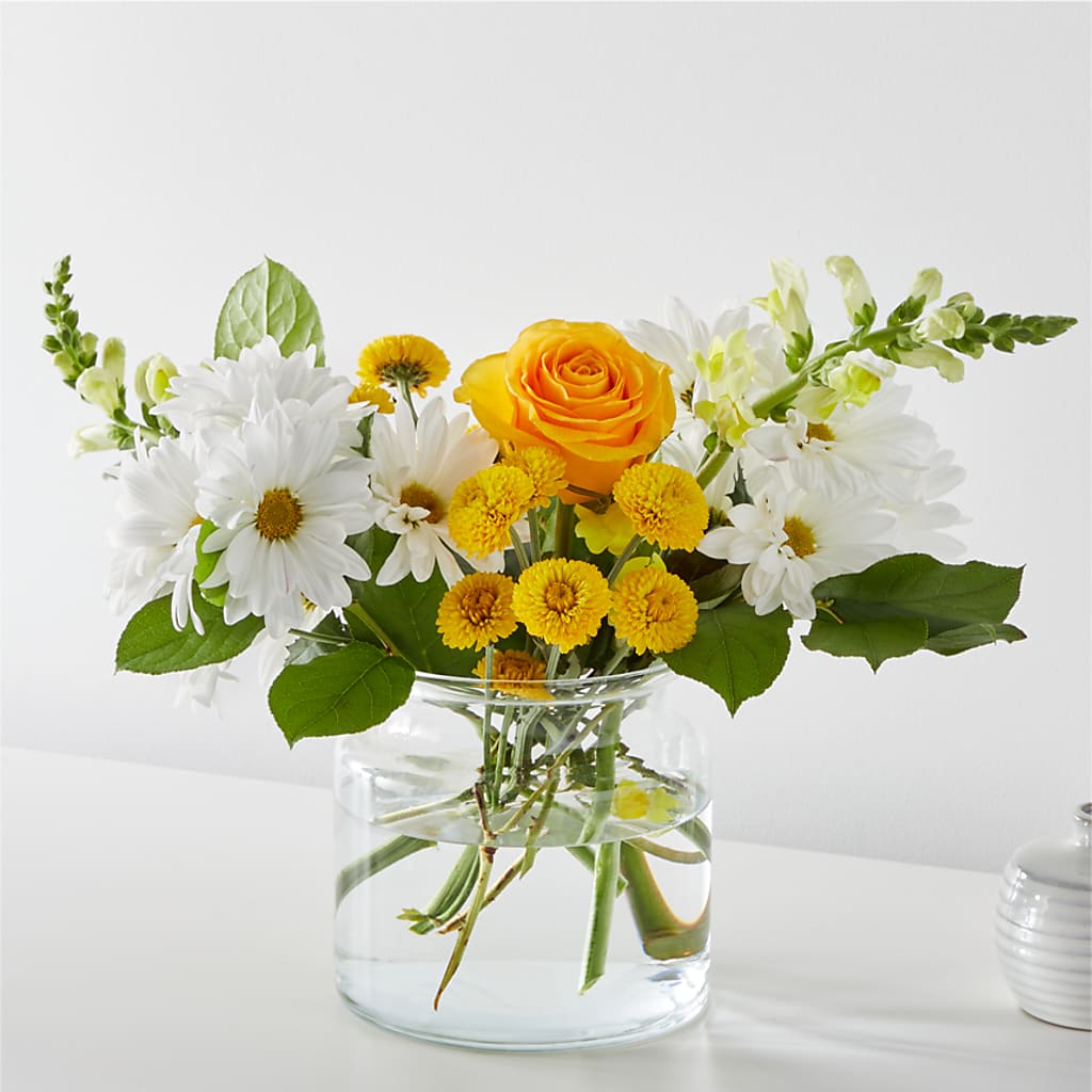 Sun Salutation Bouquet – KELLEN'S FLORIST INC, Hobart IN