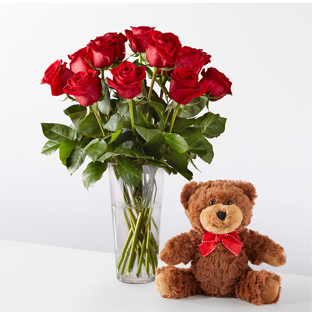 Romantic Long Stem Red Rose Bouquet Bundles – KELLEN'S FLORIST INC, Hobart IN