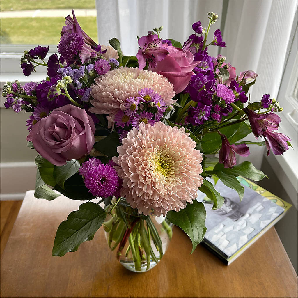 Ultraviolet Bouquet – KELLEN'S FLORIST INC, Hobart IN