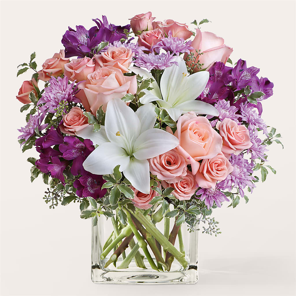 Mani Pedi Bouquet – KELLEN'S FLORIST INC, Hobart IN