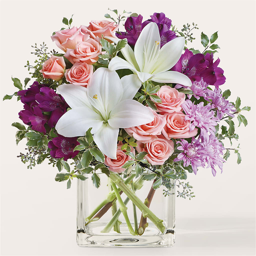 Mani Pedi Bouquet – KELLEN'S FLORIST INC, Hobart IN