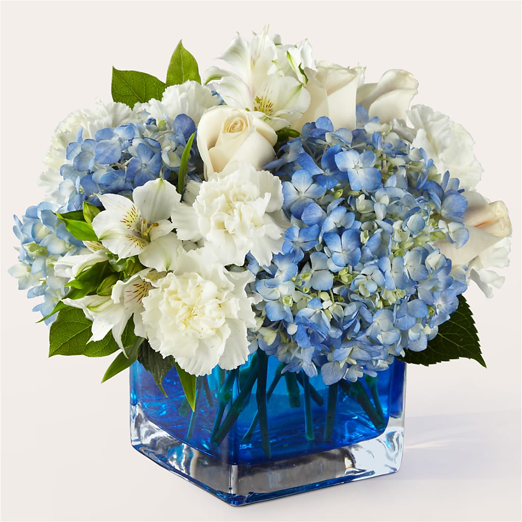 Soothing Waters Bouquet – KELLEN'S FLORIST INC, Hobart IN
