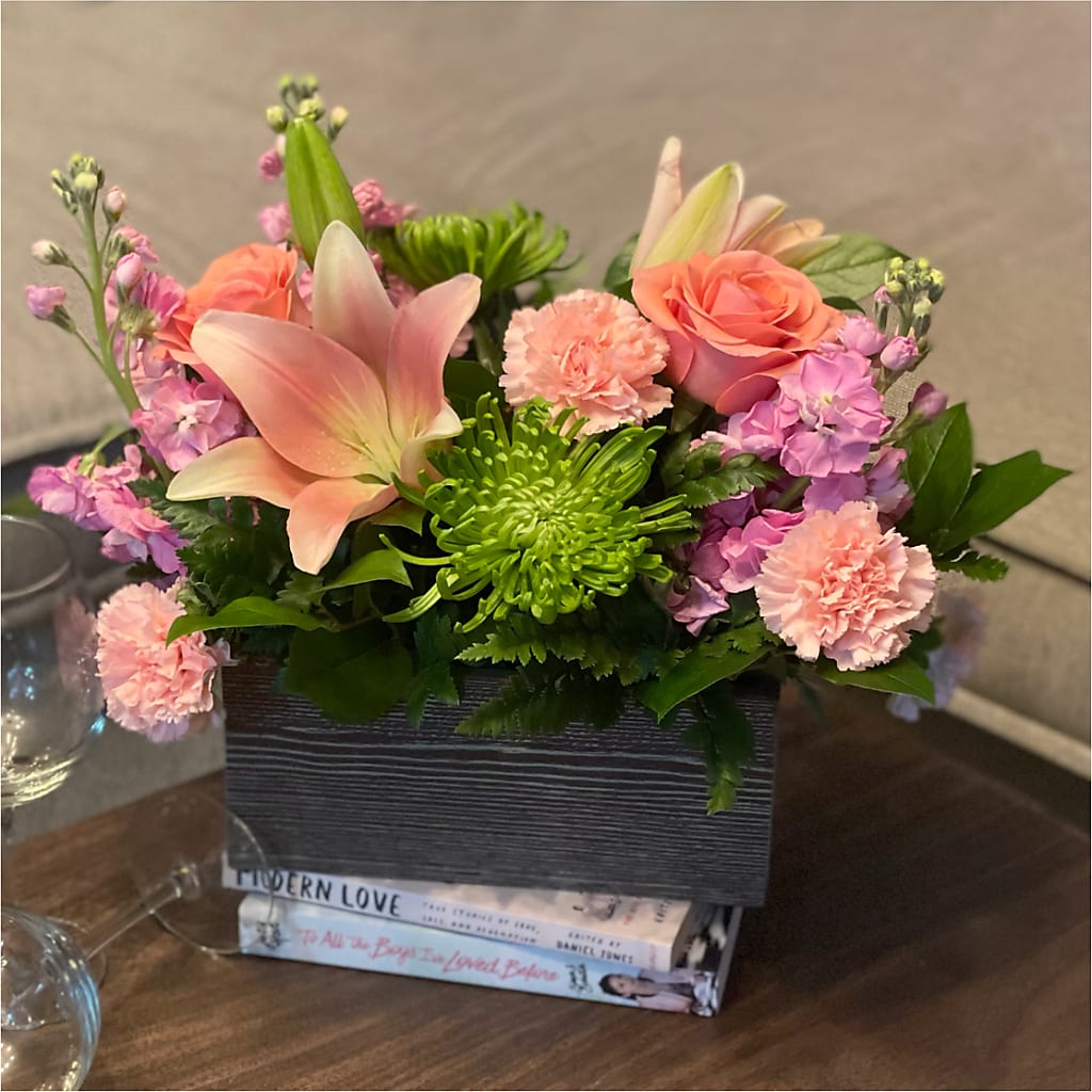 Beautiful Spirit Basket – KELLEN'S FLORIST INC, Hobart IN