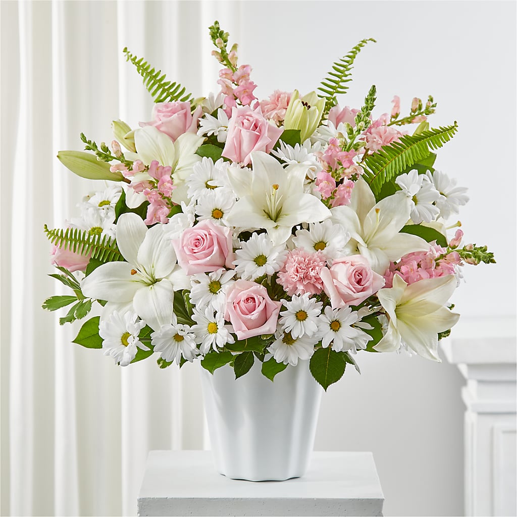 Soft Touch Tabletop Basket – KELLEN'S FLORIST INC, Hobart IN