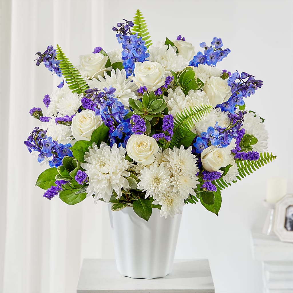 Hold Dear Tabletop Basket – KELLEN'S FLORIST INC, Hobart IN