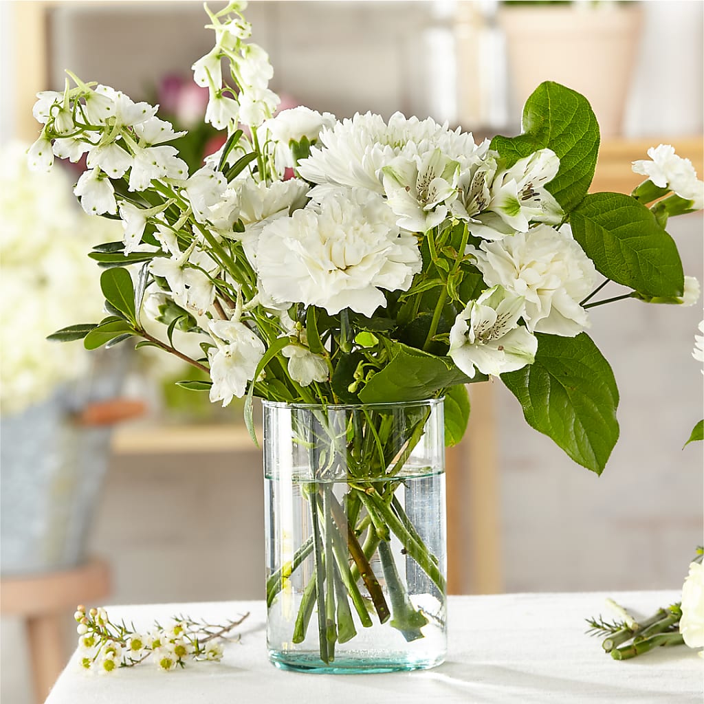 Classic Ivory – A Florist Original – KELLEN'S FLORIST INC, Hobart IN