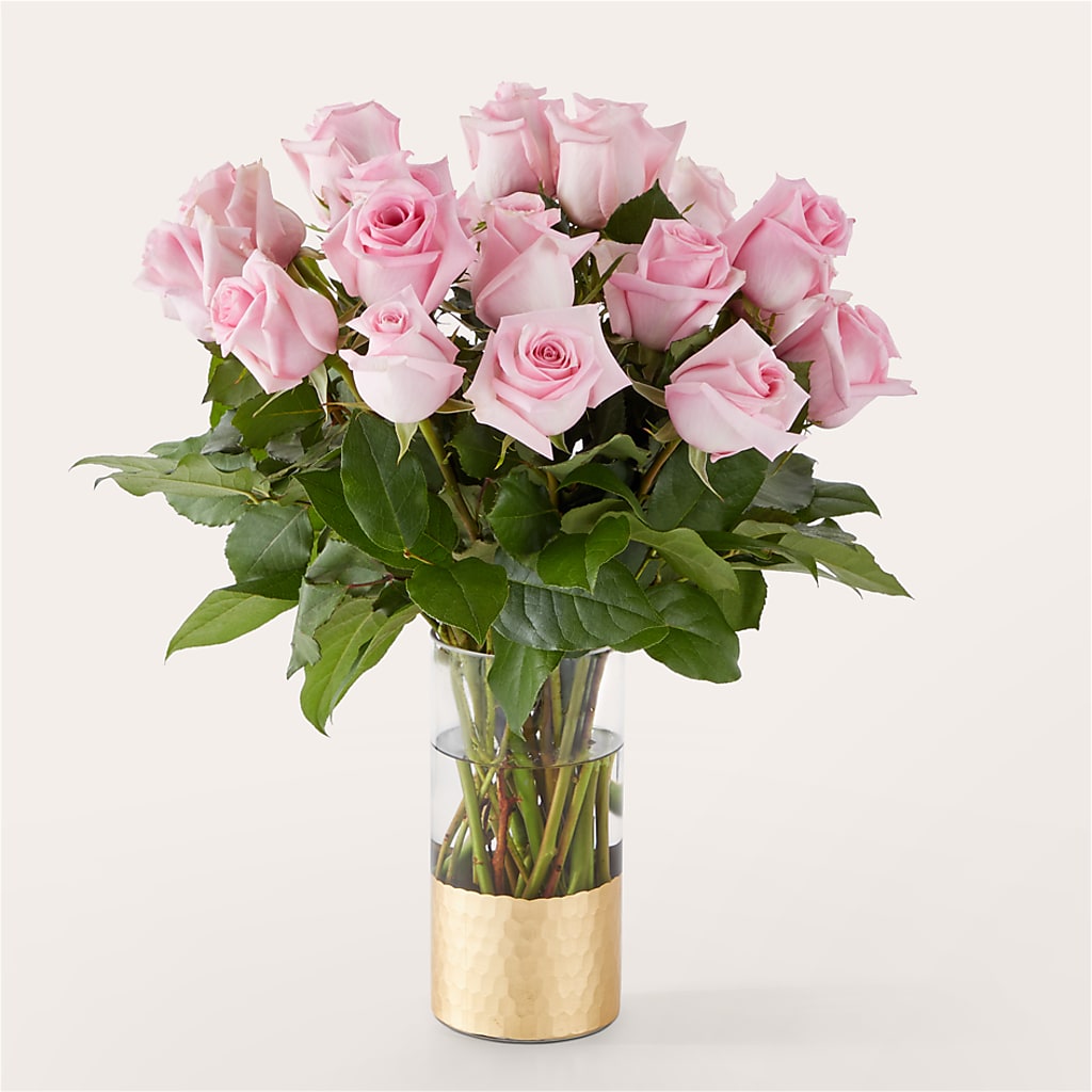 Picture Perfect Pink Rose Bouquet – KELLEN'S FLORIST INC, Hobart IN