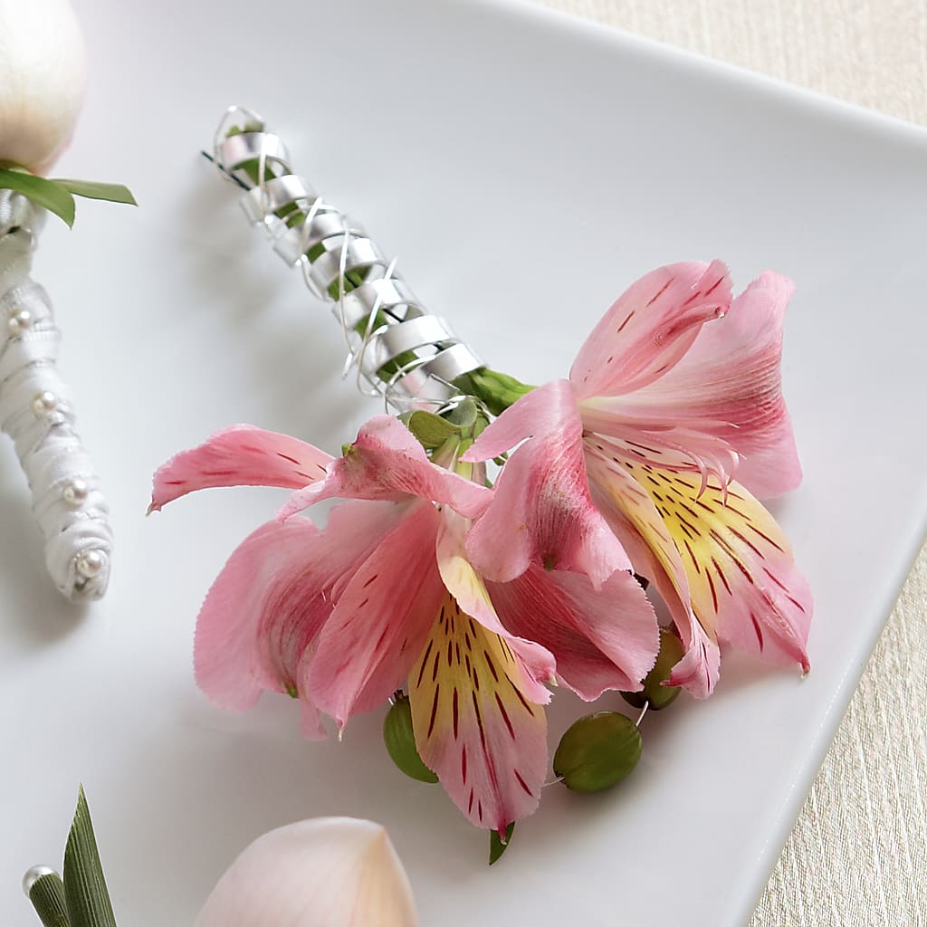 Pink Peruvian Lily Boutonniere – KELLEN'S FLORIST INC, Hobart IN
