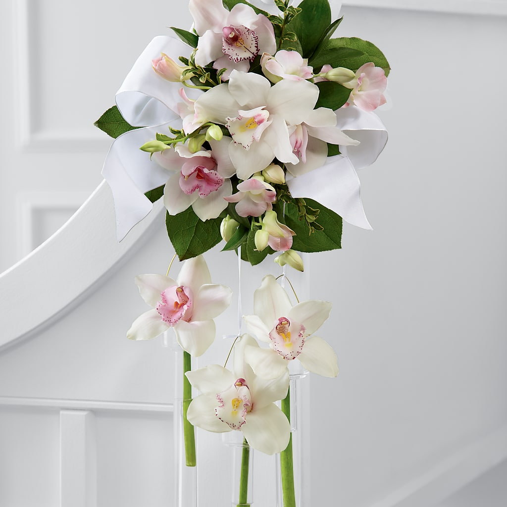 Perfect Entrance Pew Arrangement – KELLEN'S FLORIST INC, Hobart IN