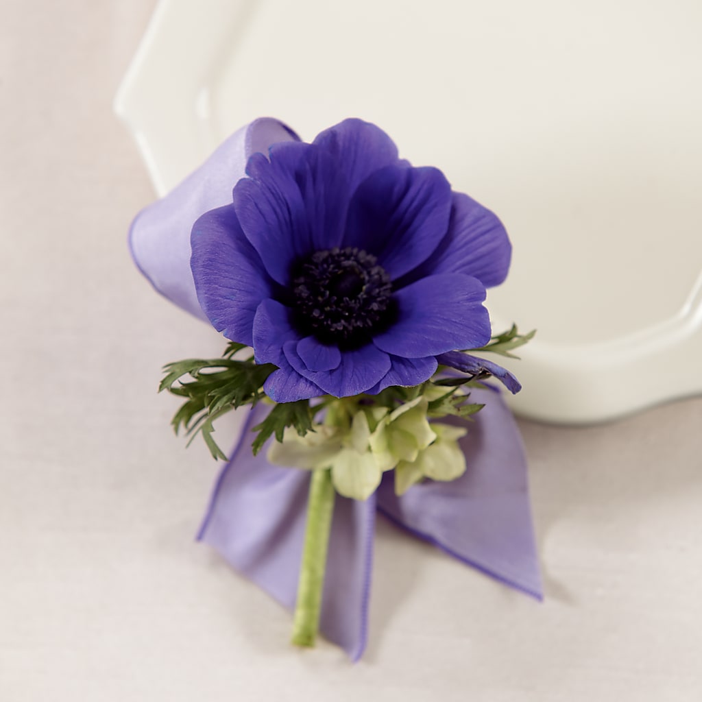 Purple Passion Boutonniere – KELLEN'S FLORIST INC, Hobart IN