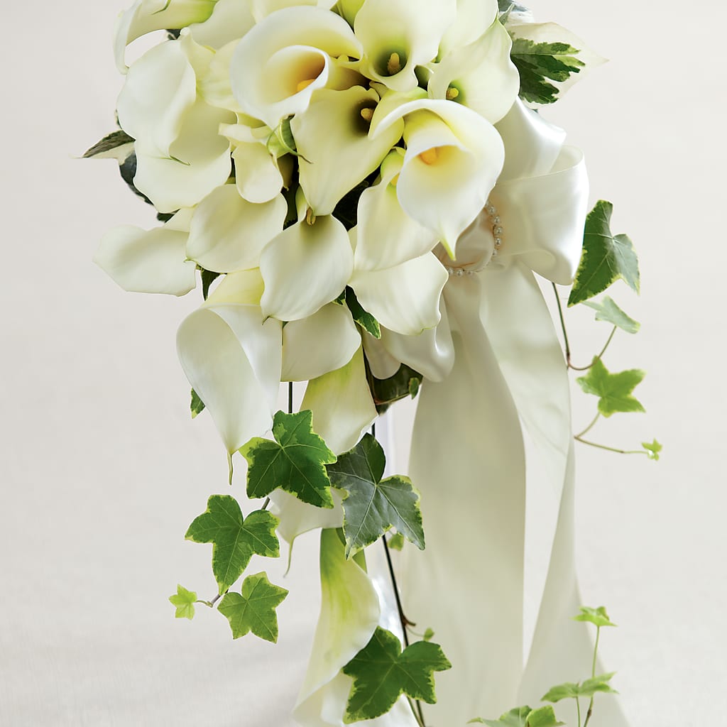 White Chapel Bouquet – KELLEN'S FLORIST INC, Hobart IN