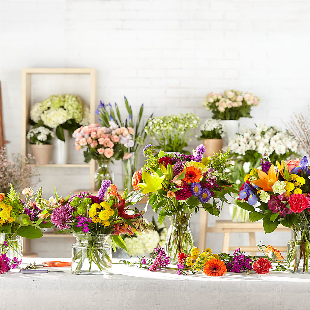 Bold & Bright – A Florist Original – KELLEN'S FLORIST INC, Hobart IN