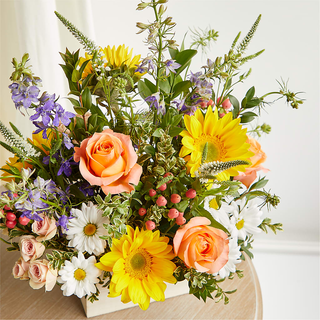 The Good Life Bouquet – KELLEN'S FLORIST INC, Hobart IN