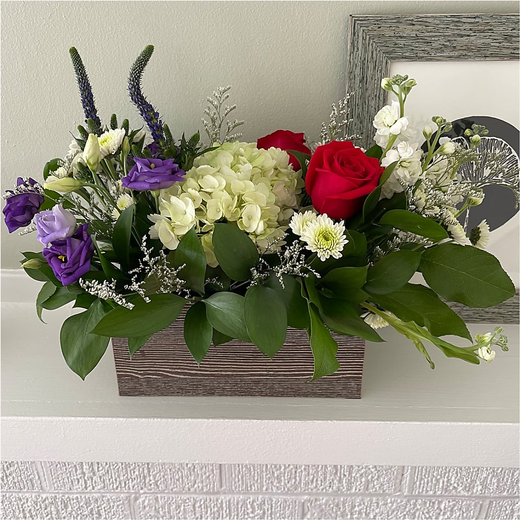 Sweet Magnolia Bouquet – KELLEN'S FLORIST INC, Hobart IN