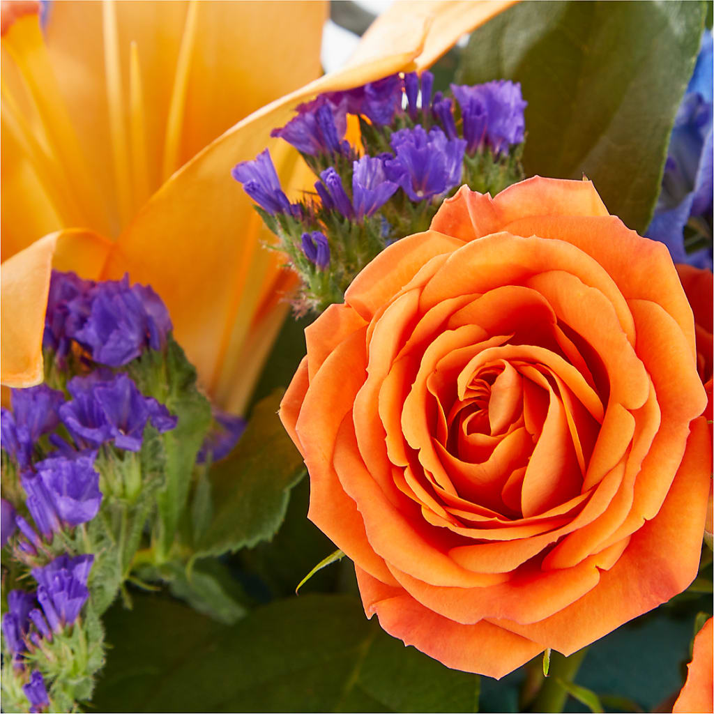 Radiant Citrus Box Bouquet – KELLEN'S FLORIST INC, Hobart IN