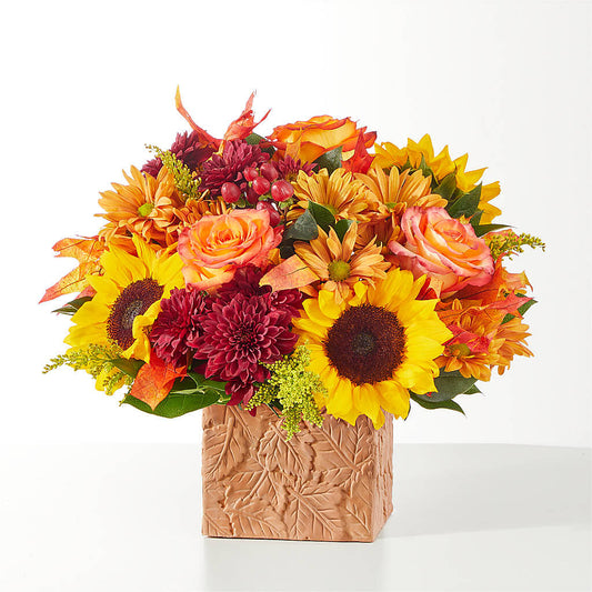 The Outdoors Bouquet – KELLEN'S FLORIST INC, Hobart IN