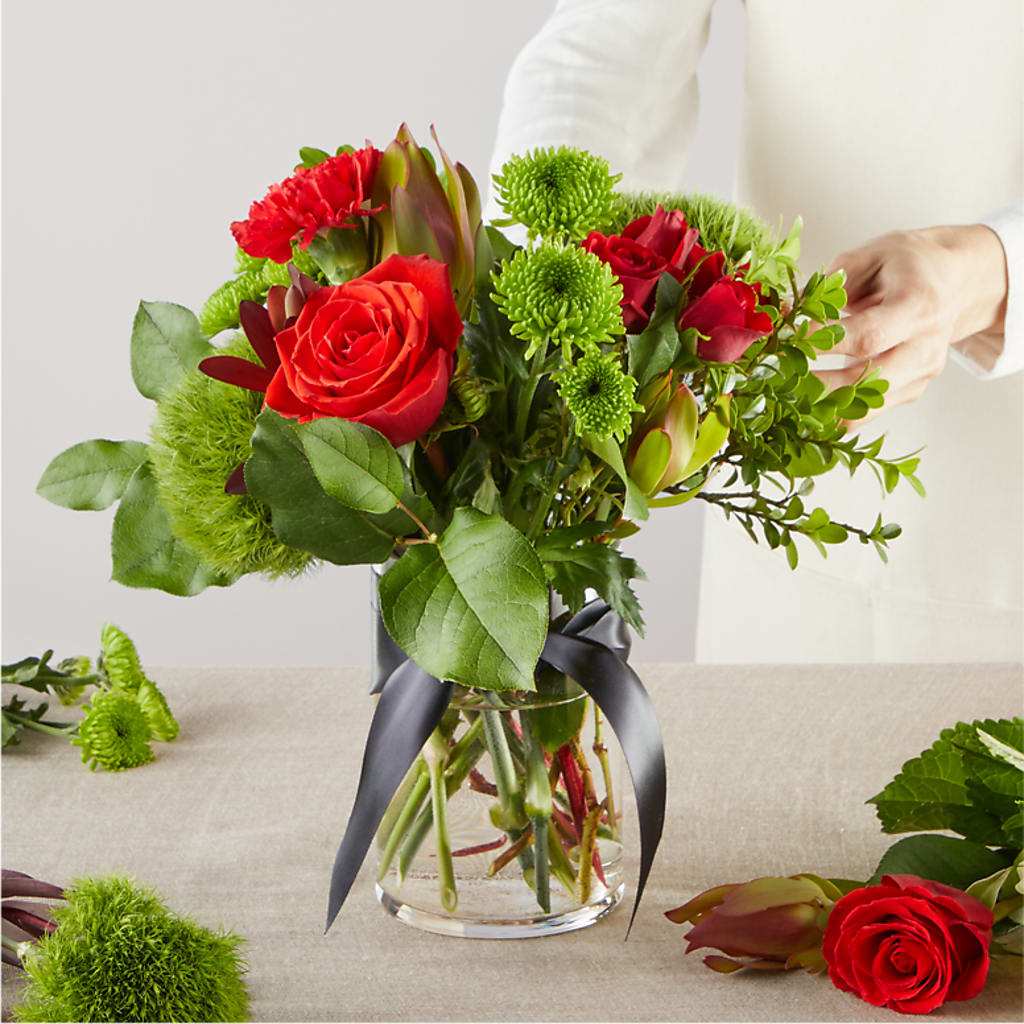 Heritage Kindle – A Florist Original – KELLEN'S FLORIST INC, Hobart IN