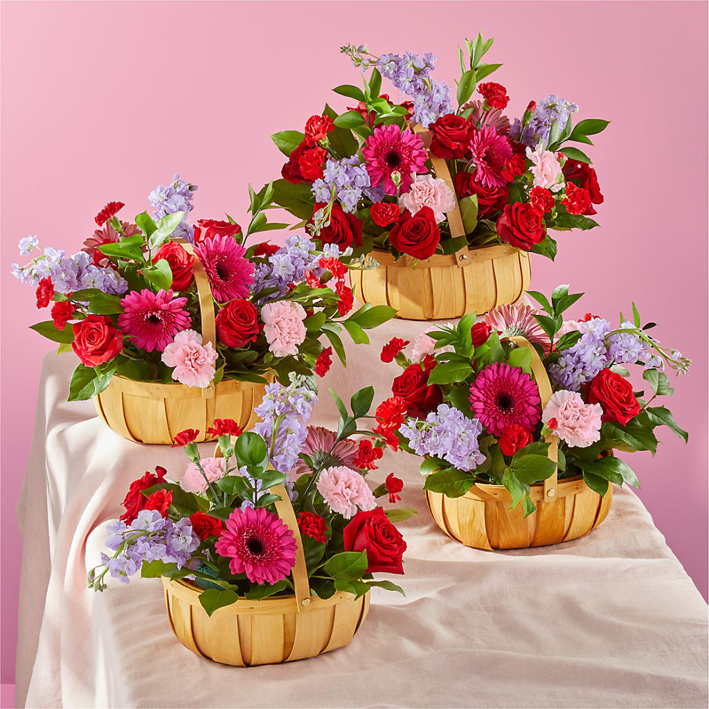 Pink Picnic Basket – KELLEN'S FLORIST INC, Hobart IN