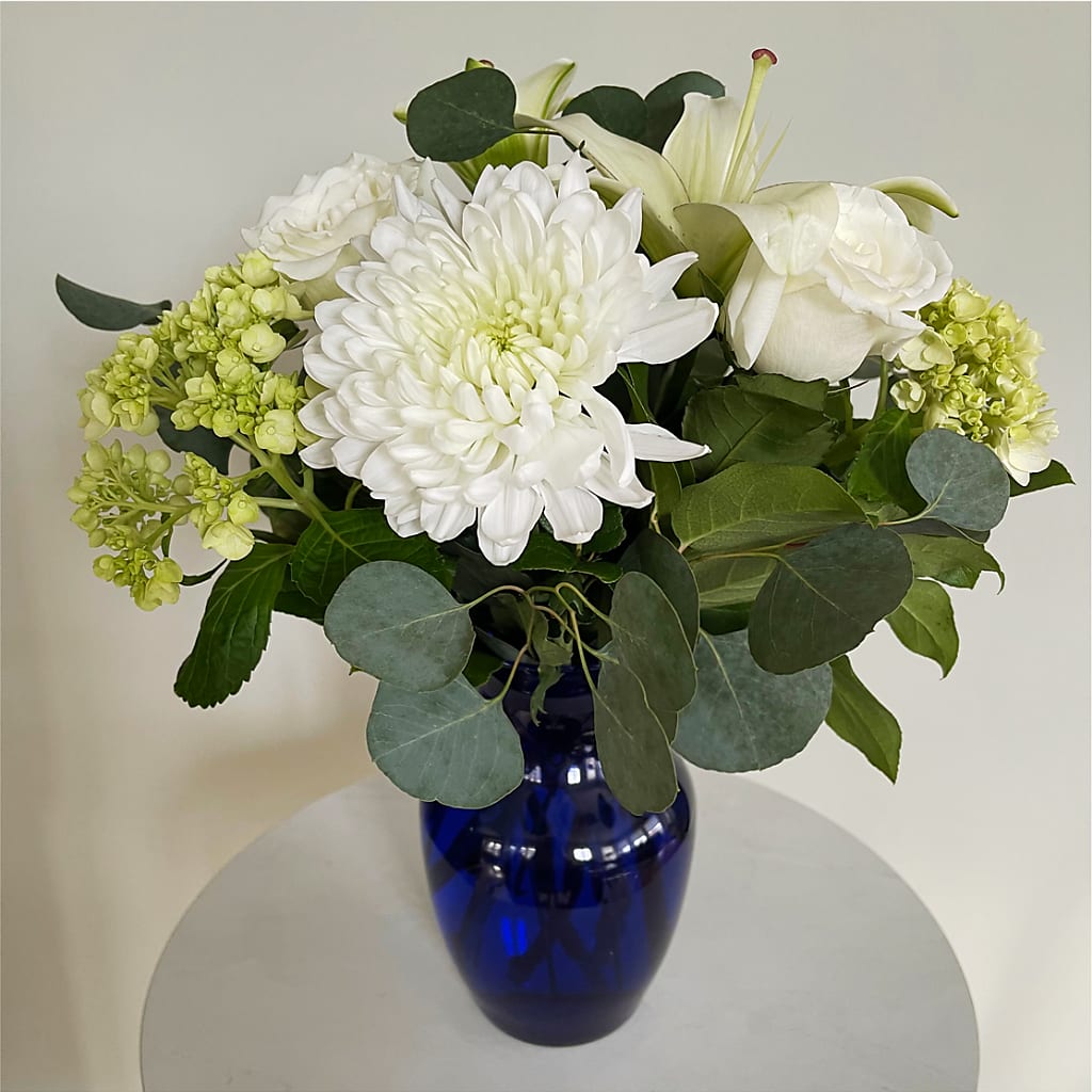 Snowy Dreams Bouquet – KELLEN'S FLORIST INC, Hobart IN