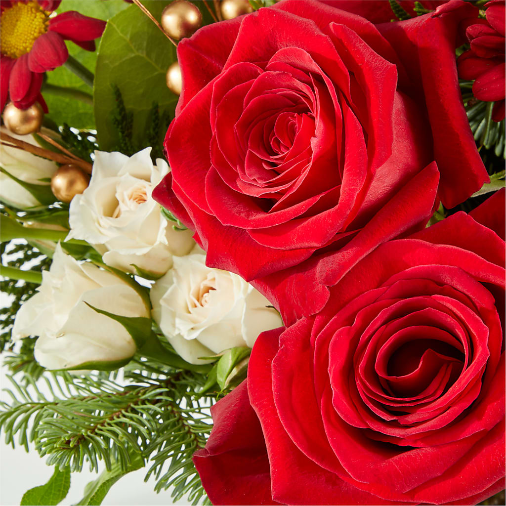 Believe Bouquet – KELLEN'S FLORIST INC, Hobart IN