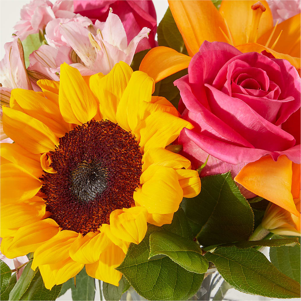 In Full Swing Bouquet – KELLEN'S FLORIST INC, Hobart IN