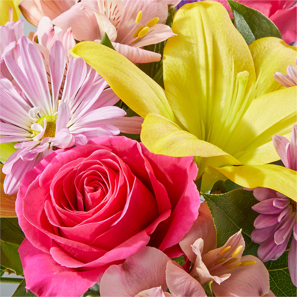 Sprinkles Bouquet – KELLEN'S FLORIST INC, Hobart IN