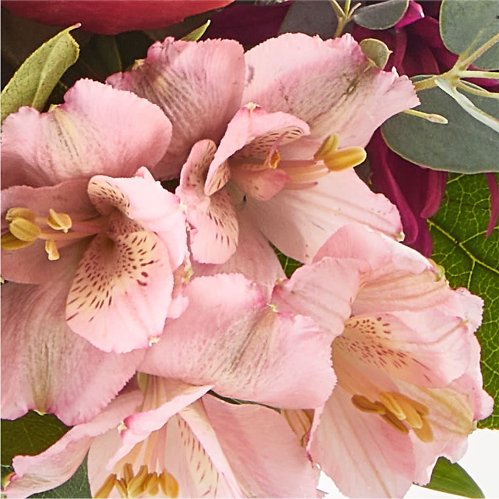 Berry Cobbler Bouquet – KELLEN'S FLORIST INC, Hobart IN