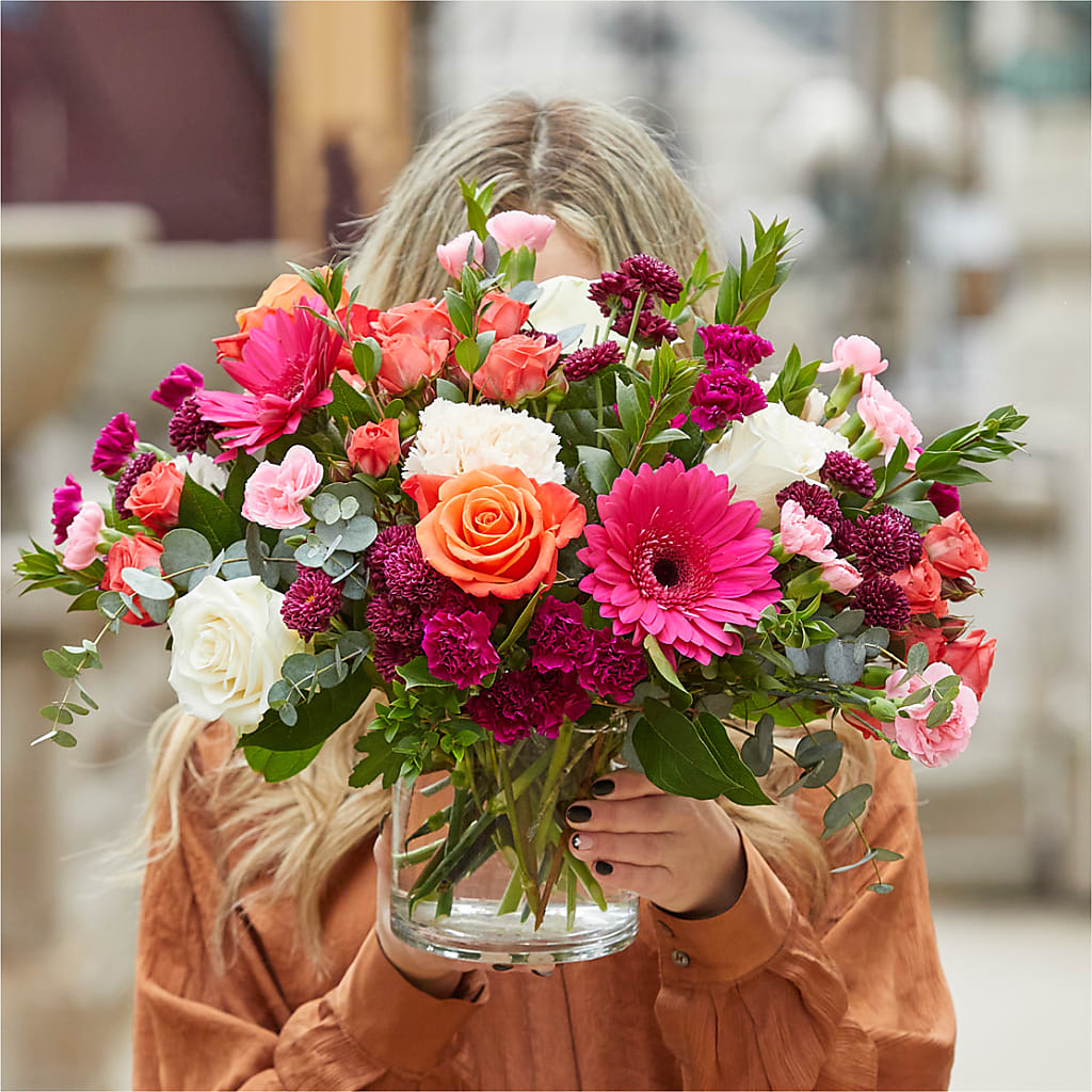 Smell the Roses Bouquet – KELLEN'S FLORIST INC, Hobart IN